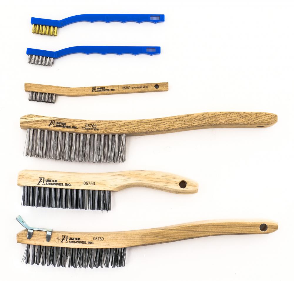 3 X 7 SMALL CLEANING BRUSH<span class=' ItemWarning' style='display:block;'>Item is usually in stock, but we&#39;ll be in touch if there&#39;s a problem<br /></span>