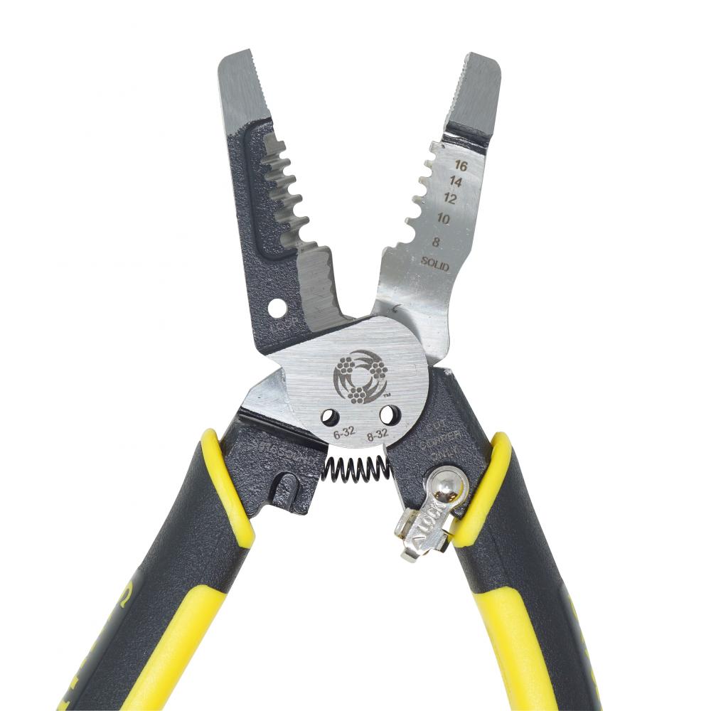 CDPK- POCKET KNIFE COMPACT DROPPOINT<span class=' ItemWarning' style='display:block;'>Item is usually in stock, but we&#39;ll be in touch if there&#39;s a problem<br /></span>