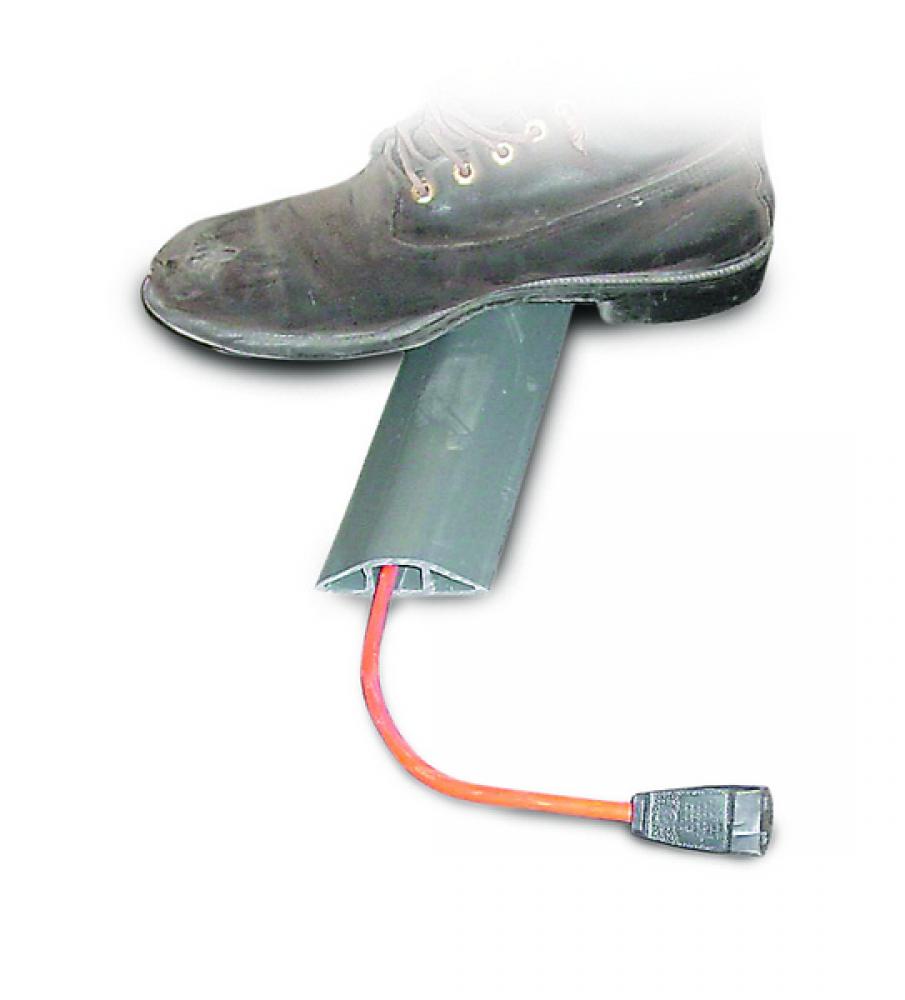 FLOOR RAMP WIRE HIDE 5FT x 3.2 x 0.68 BLACK<span class=' ItemWarning' style='display:block;'>Item is usually in stock, but we&#39;ll be in touch if there&#39;s a problem<br /></span>