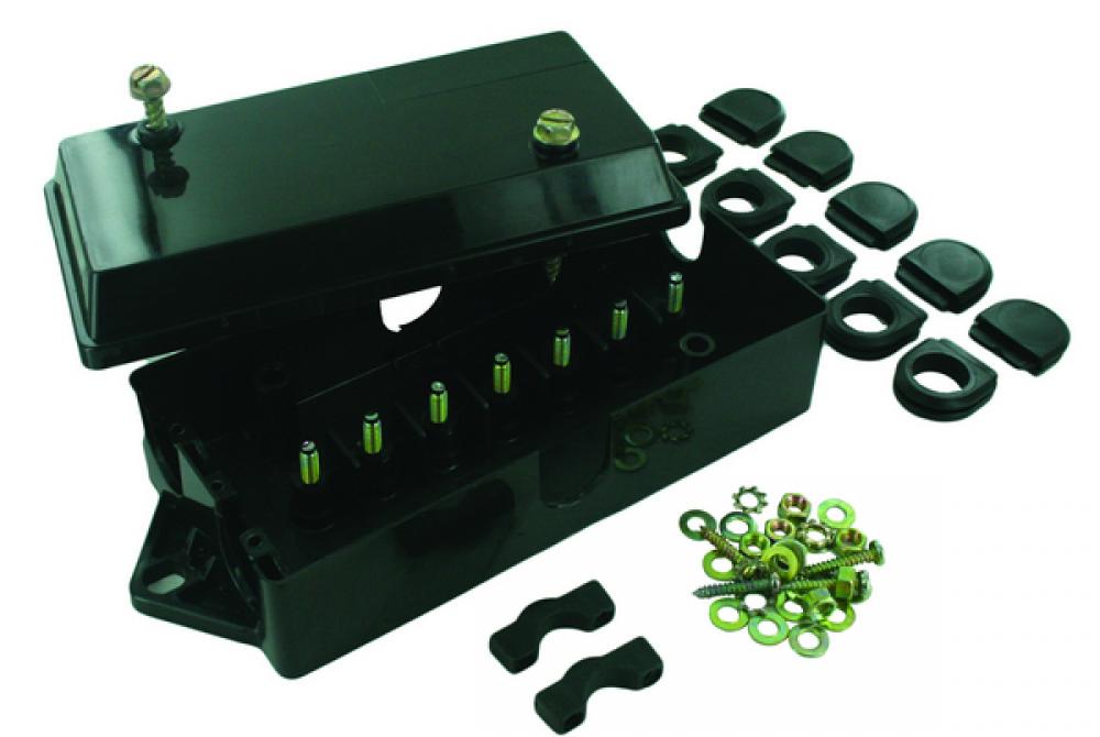 TERMINAL BLOCK JUNC BOX 7 #10-32 STUDS BLACK<span class=' ItemWarning' style='display:block;'>Item is usually in stock, but we&#39;ll be in touch if there&#39;s a problem<br /></span>