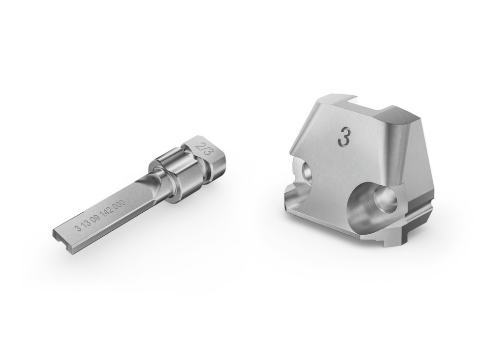 Punch and die set<span class=' ItemWarning' style='display:block;'>Item is usually in stock, but we&#39;ll be in touch if there&#39;s a problem<br /></span>