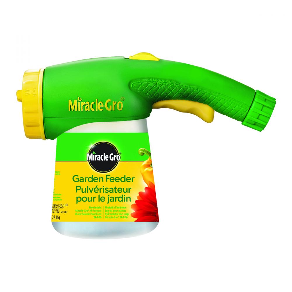Miracle-Gro Handheld Garden Feeder for Water Soluble Fertilizers<span class=' ItemWarning' style='display:block;'>Item is usually in stock, but we&#39;ll be in touch if there&#39;s a problem<br /></span>
